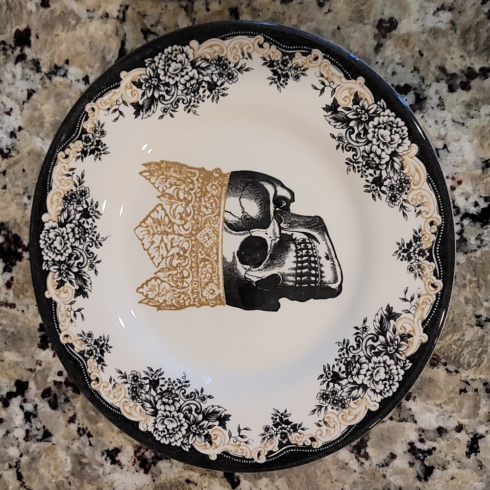 Royal Stafford Halloween Skull Skeleton Crown Luncheon Plate